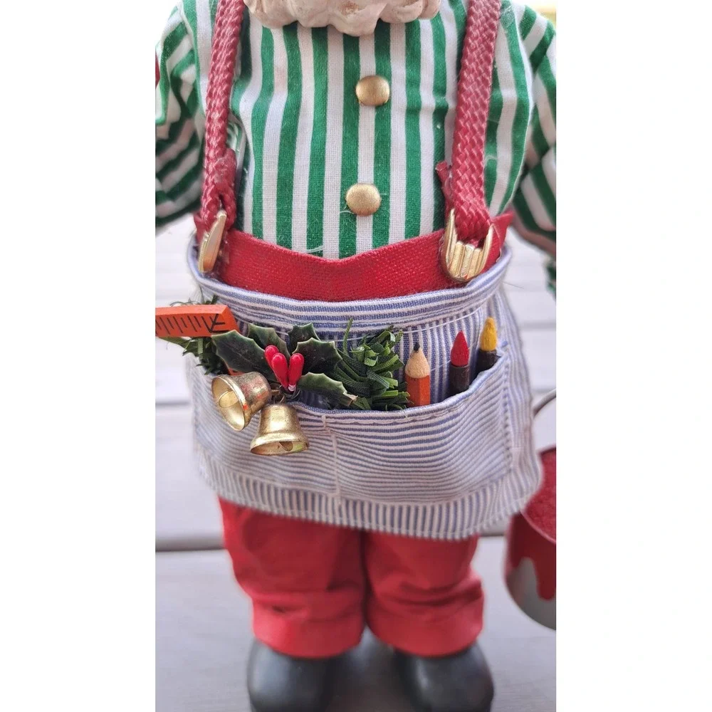 Clothtiques Possible Dreams Santa  Figurine 